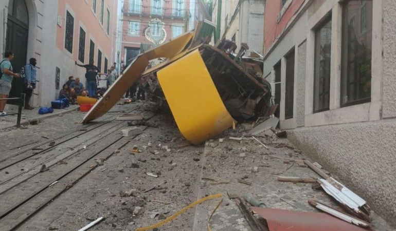 https3A2F2Fprod.static9.net_.au2Ffs2Fdb106d6e-3c72-40de-b852-5a8a50352f9d.jpeg