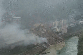 2632fe77fee0d8d3fa27f6b56838a306106728083c093182e1b6c1bdeab9ebe6.gif