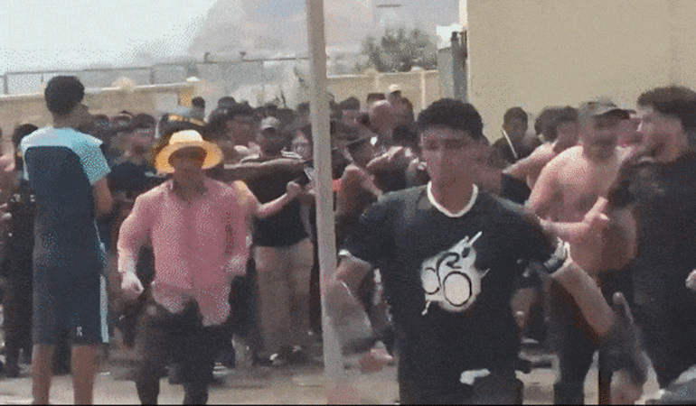 880aca47053a75b40d0a7170874fb2759697546e895c2365224e009a9cb60229.gif