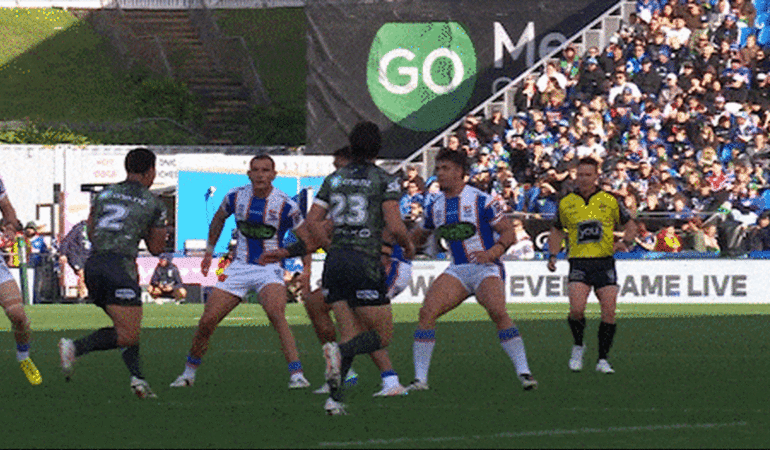 11e89903e062d0b382a4dce99020384fa7c22b3f958c9ceabd446b651cf531c7.gif