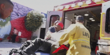 5bb9a2842dadf74e26e2d3c004349fe7d2d2305d8d24bfac5c44b6ab95040a8b.gif
