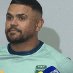 c8b9265f724f847e67d10618039c3421e0cae1ed87178c6412bb7a8ac3be390e.gif
